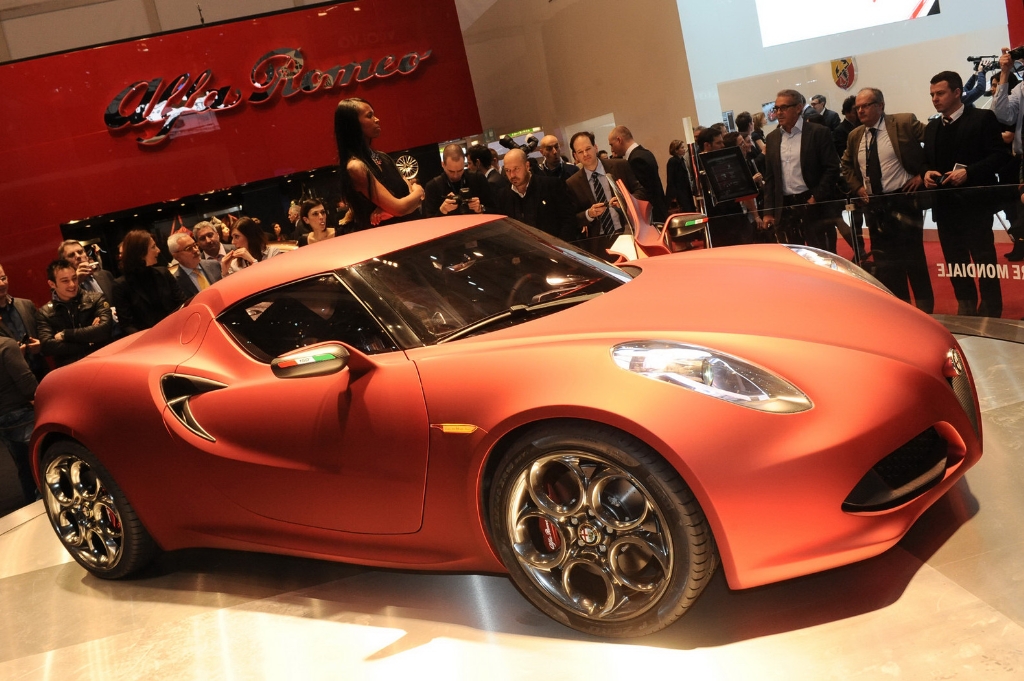 Alfa-Romeo-4C-Concept-410.jpg